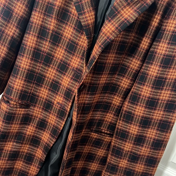 100% wool plaid blazer, size 8 - Picture 2 of 4